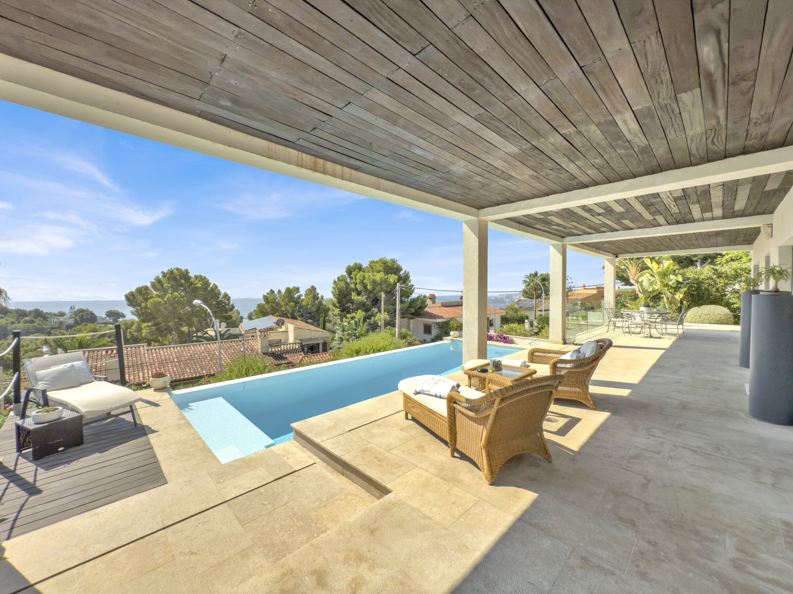 Exclusive villa with spectacular panoramic sea views in a quiet location in Costa den Blanes (25)