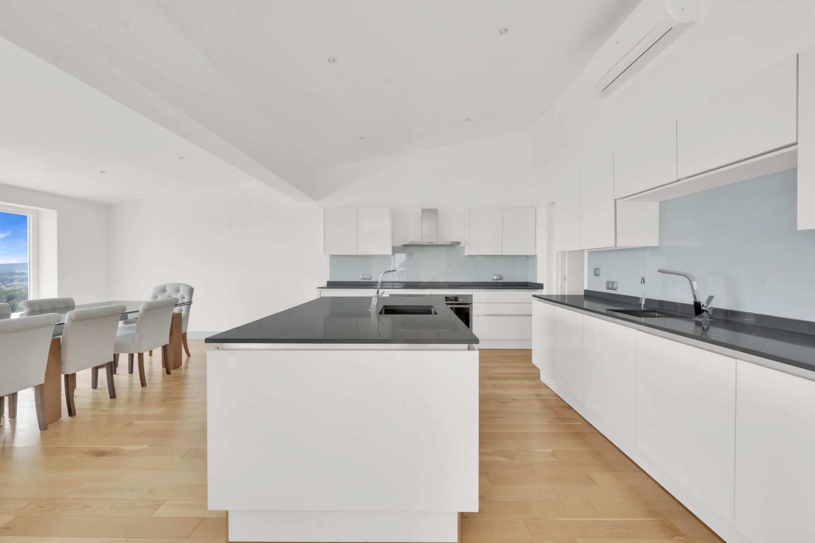 Modern villa with fantastic sea views on a large plot in Costa den Blanes (17)
