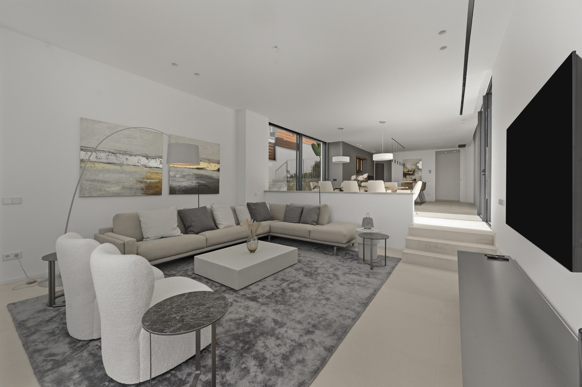 New build family villa with private pool and partial sea views on the coast adjacent to Palma (34)