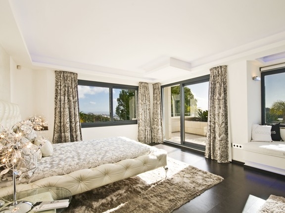 exklusive-luxus-villa-mit-imposantem-meerblick-in-bendinat (7)