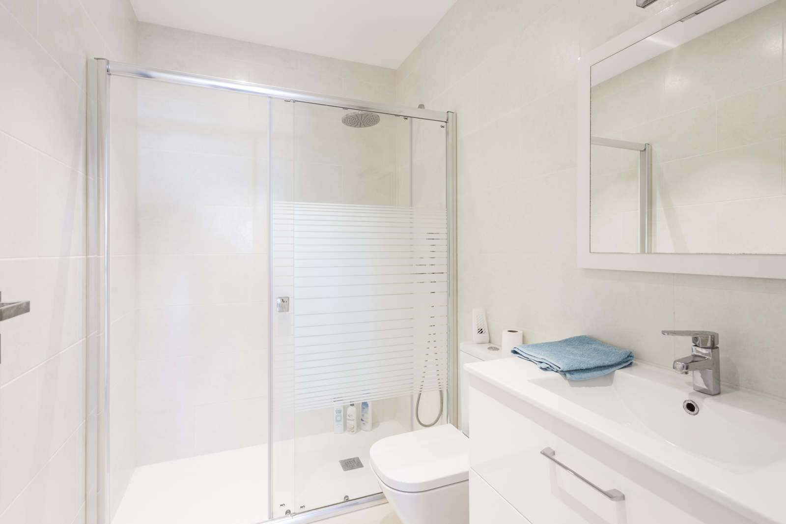 Modernized house in quiet location of El Toro, close to the noble marina Port Adriano