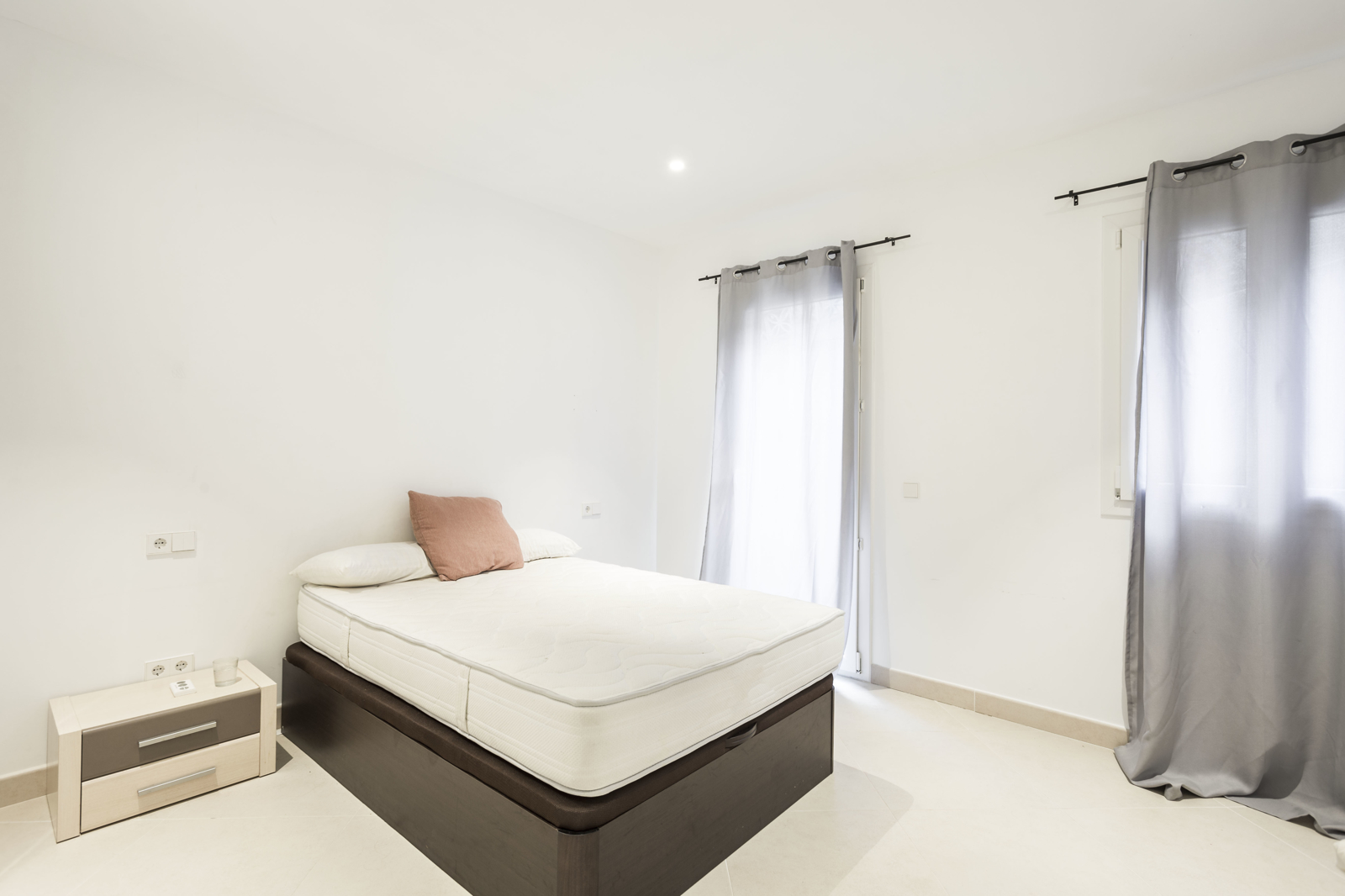 Modernized house in quiet location of El Toro, close to the noble marina Port Adriano