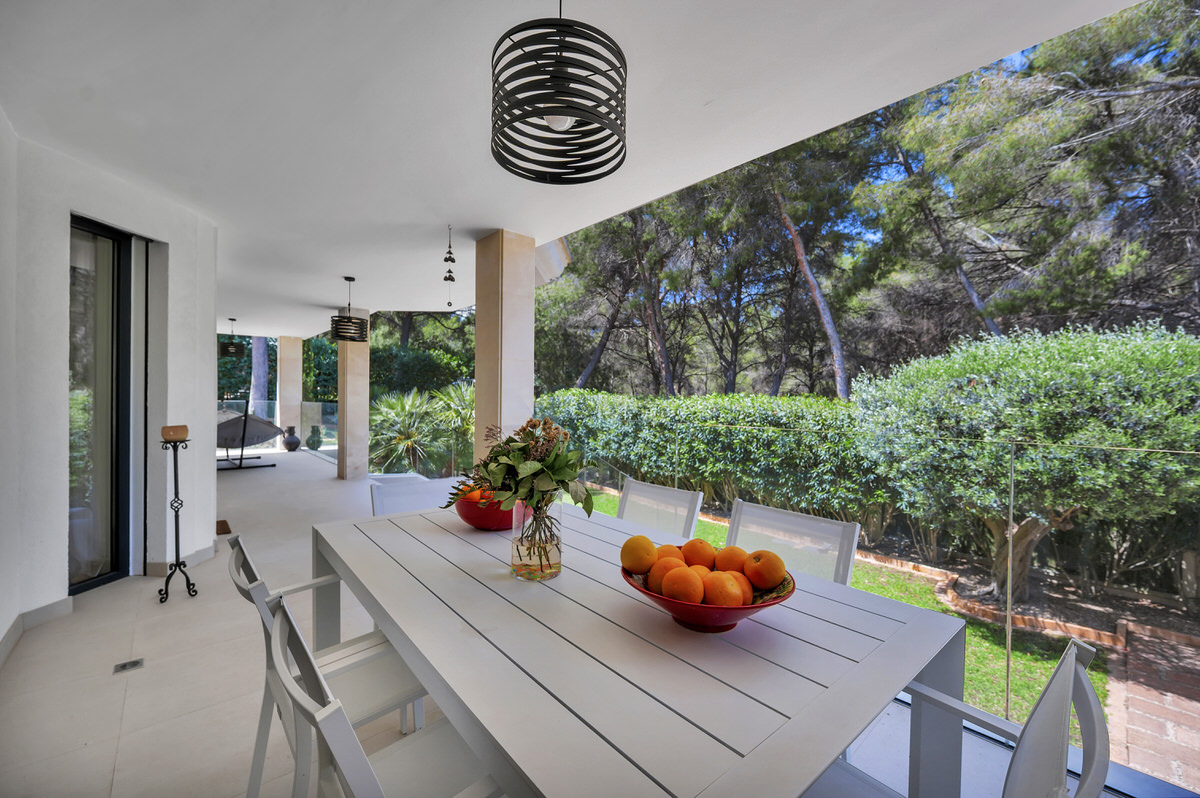 Energy-efficient luxury villa with pool, summer kitchen and guest area in a quiet location in Santa Ponsa, ref. 7556 (29)