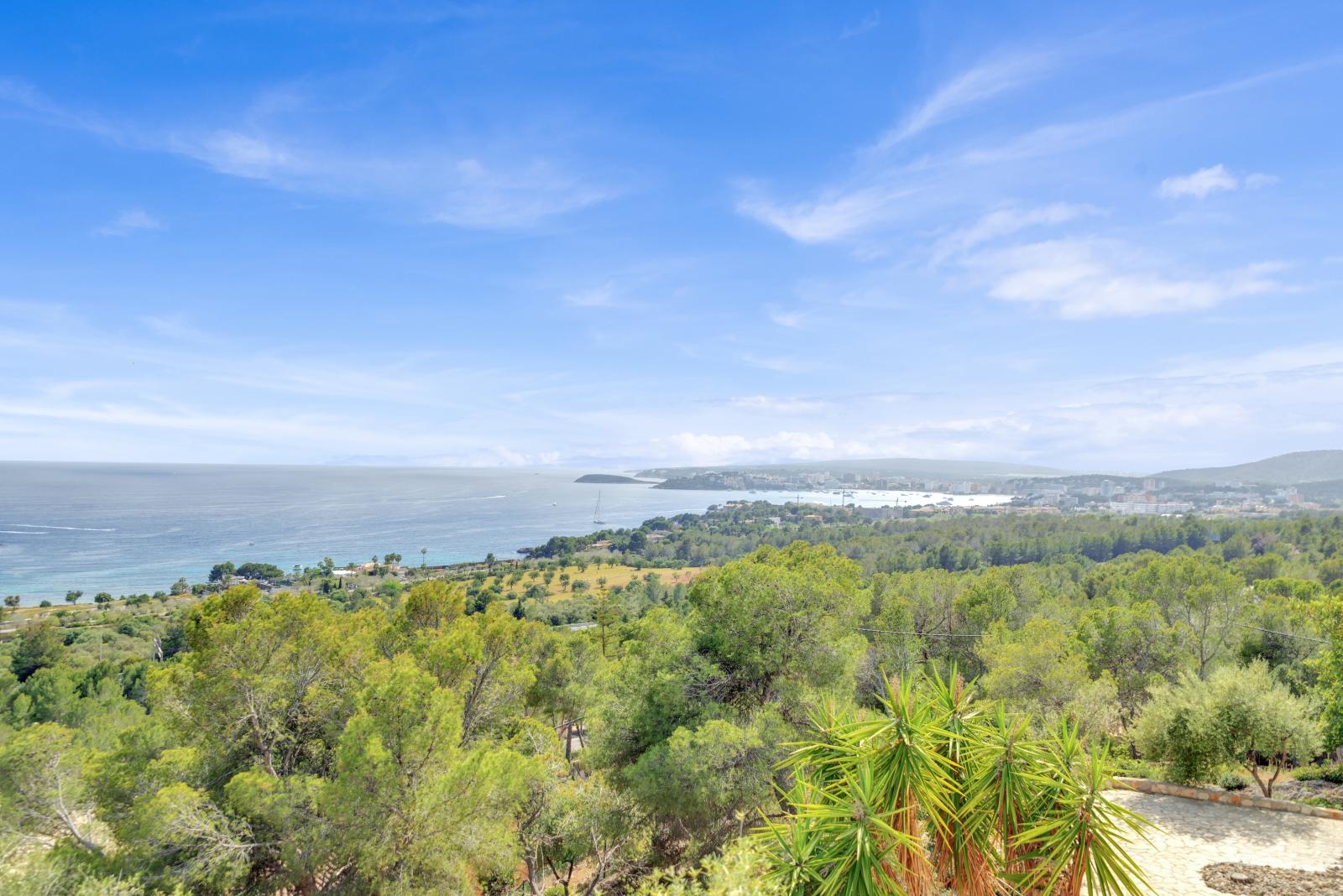 Modern villa with fantastic sea views on a large plot in Costa den Blanes (6)