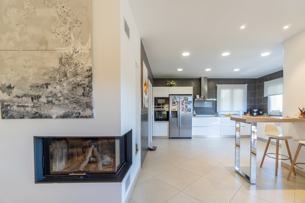 Modernized house in quiet location of El Toro, close to the noble marina Port Adriano