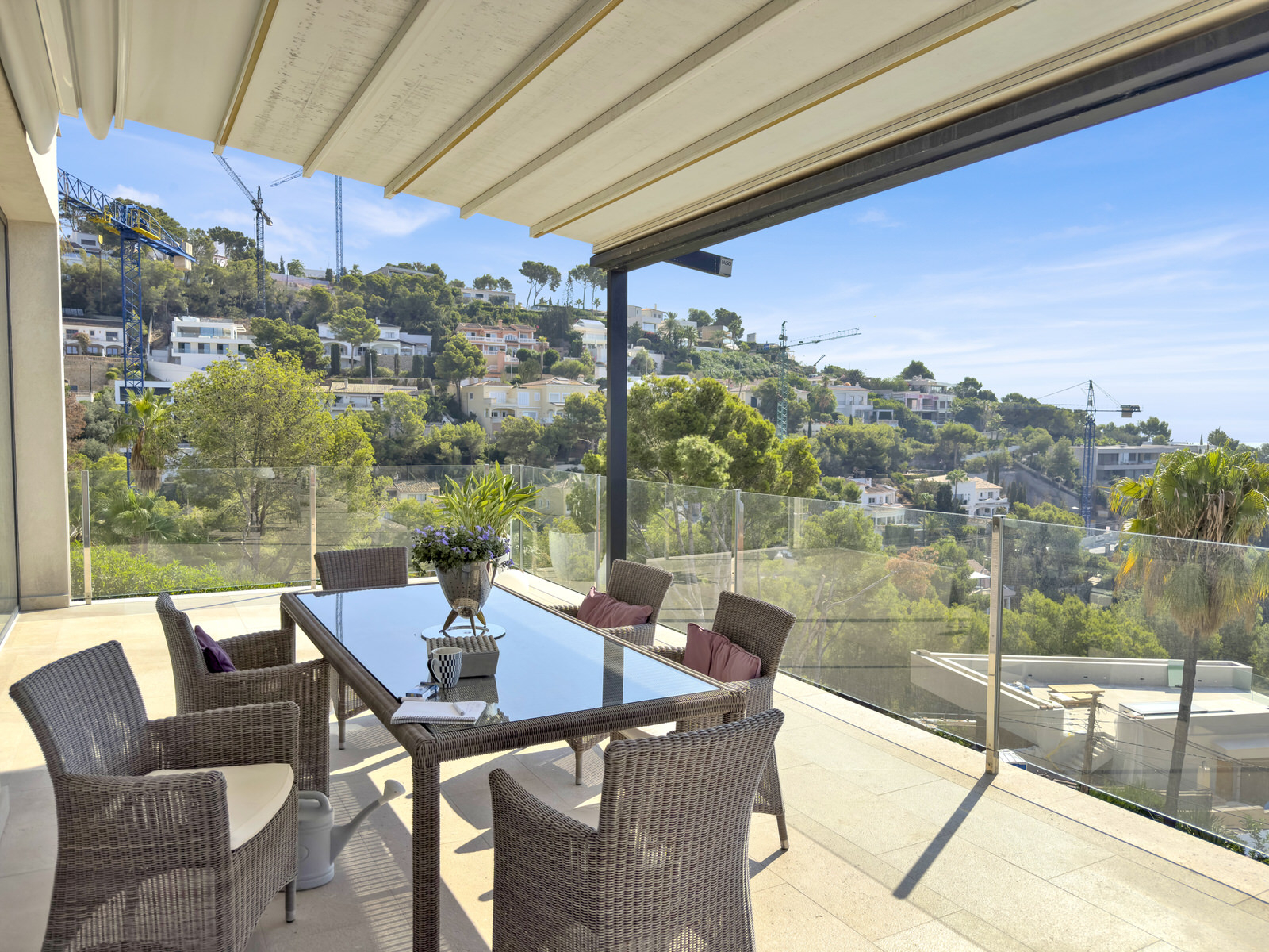 Exclusive villa with spectacular panoramic sea views in a quiet location in Costa den Blanes (18)