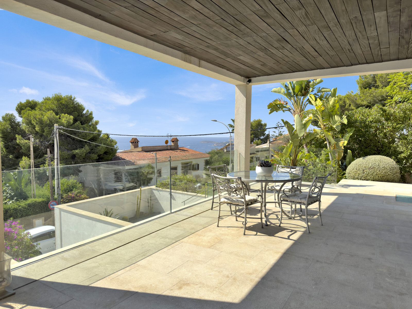 Exclusive villa with spectacular panoramic sea views in a quiet location in Costa den Blanes (22)