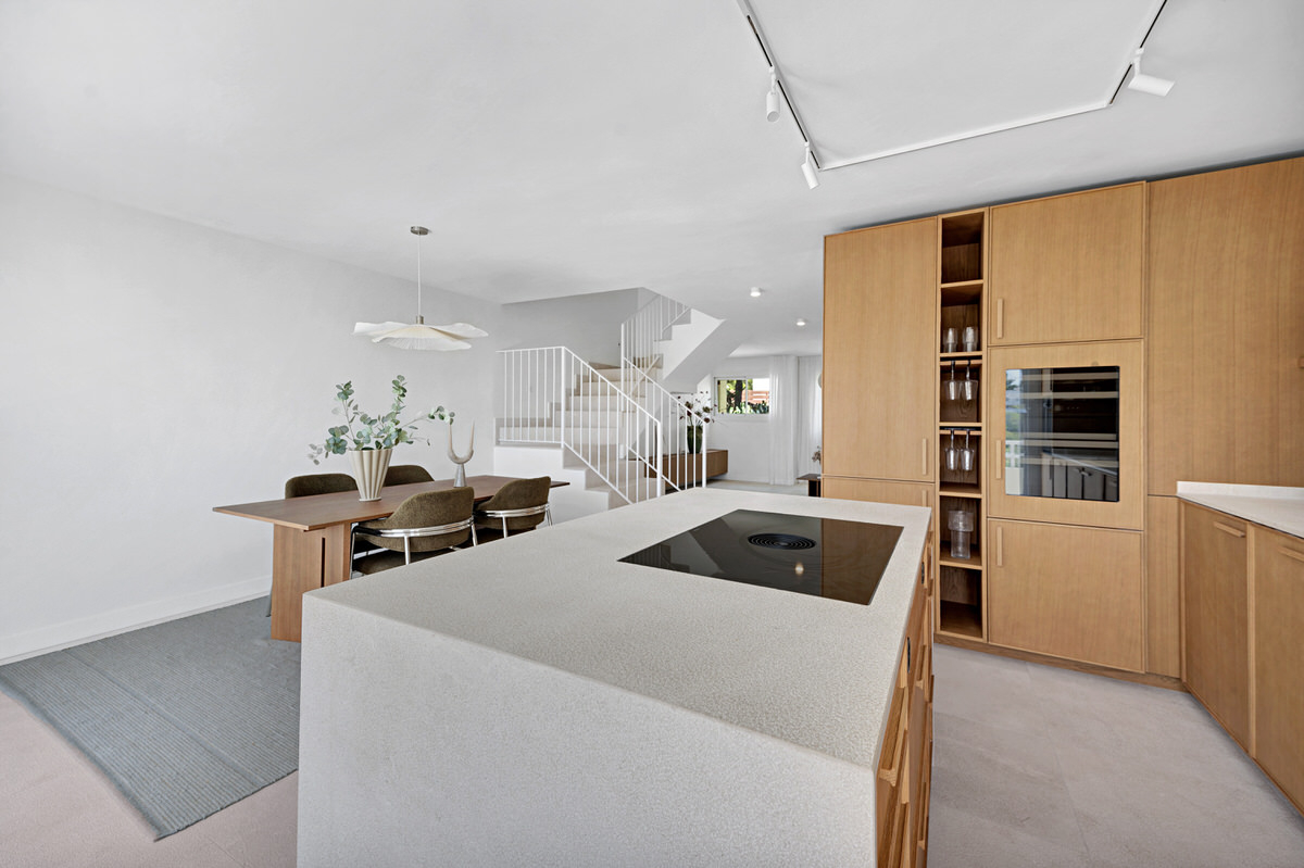 Elegant penthouse with large seaview rooftop terrace in sought-after Cas Catala, near Palma (11)