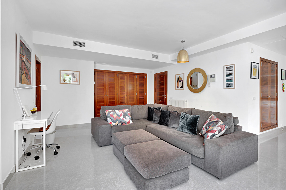 Beautiful garden flat in a Mediterranean complex with 3 pools in a quiet location in Sol de Mallorca (13)