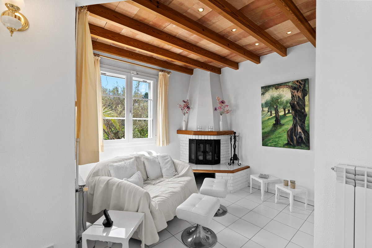 Mediterranean villa with pool and stunning sea and harbor views in Puerto Andratx (9)