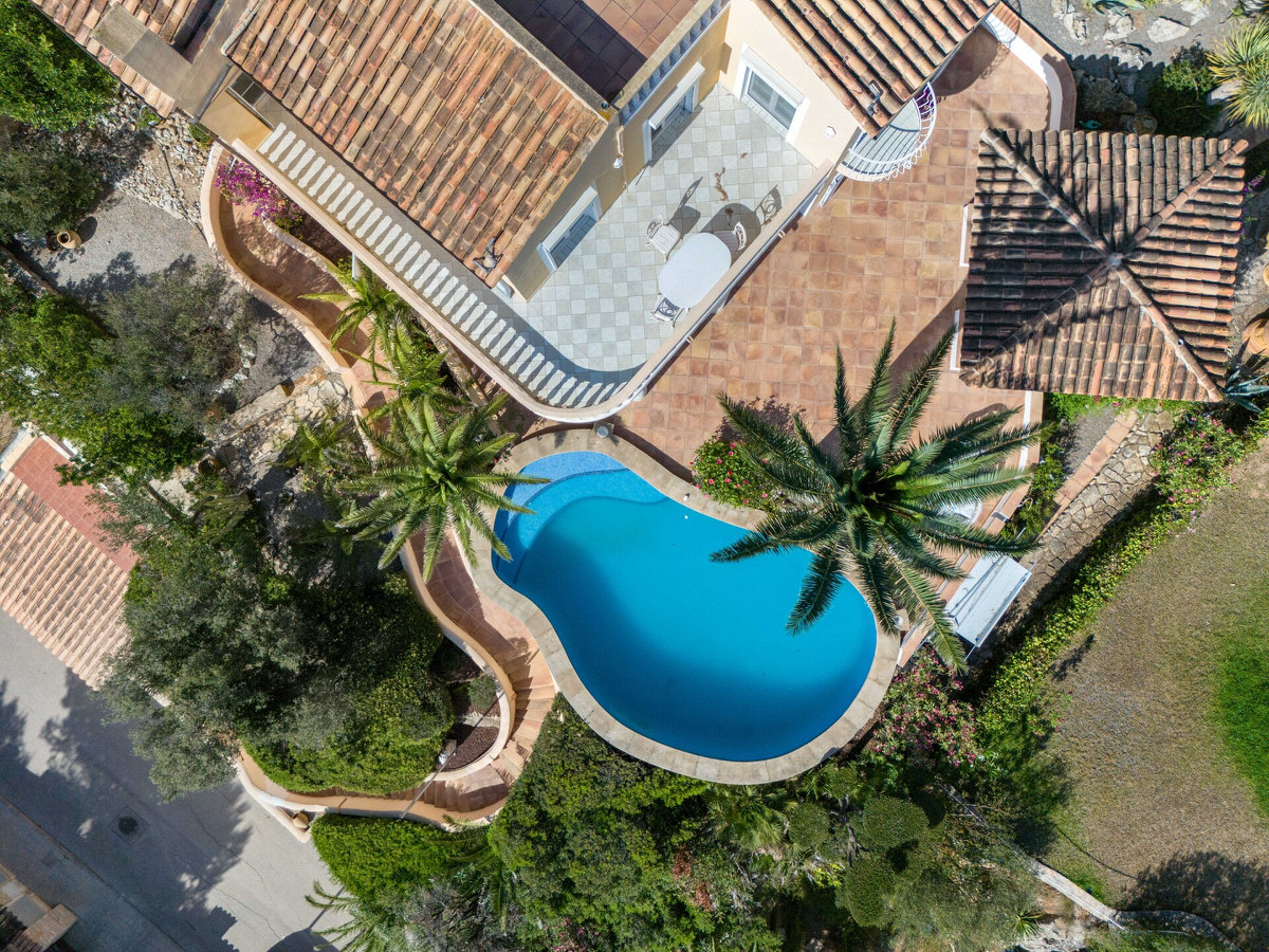Mediterranean villa with pool and stunning sea and harbor views in Puerto Andratx (2)