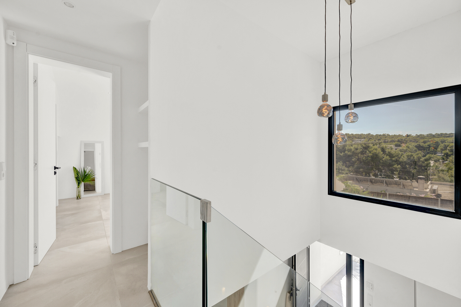 Chic new-build villa with saltwater pool and beautiful garden in walking distance of Palmanova beach (30)