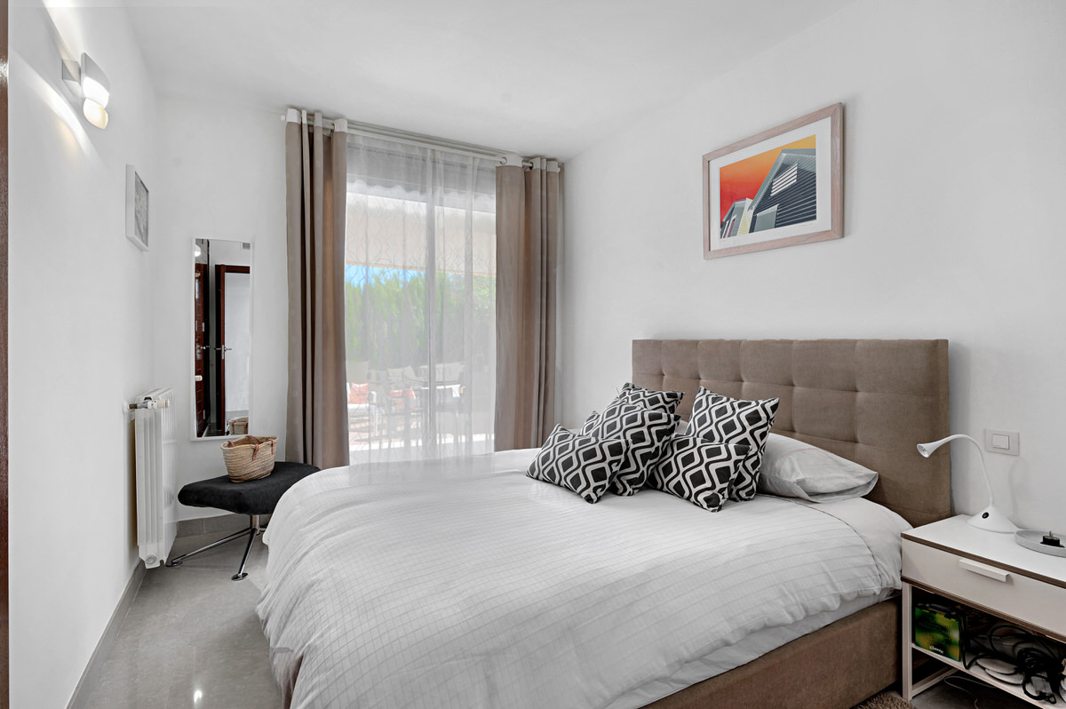 Beautiful garden flat in a Mediterranean complex with 3 pools in a quiet location in Sol de Mallorca (14)