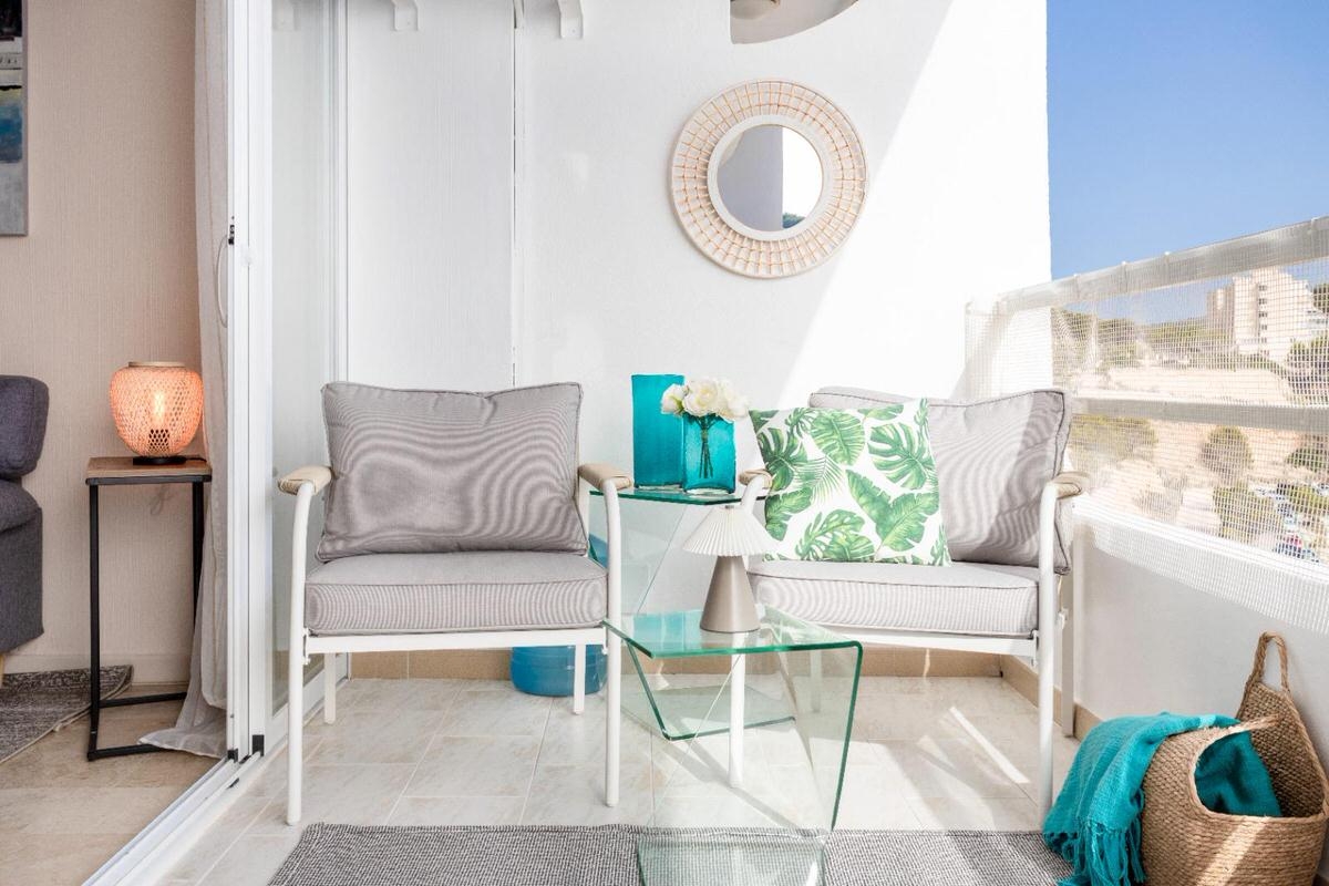 Renovated apartment with stunning seaviews in a beachfront complex in Port Adriano, Mallorca (15)