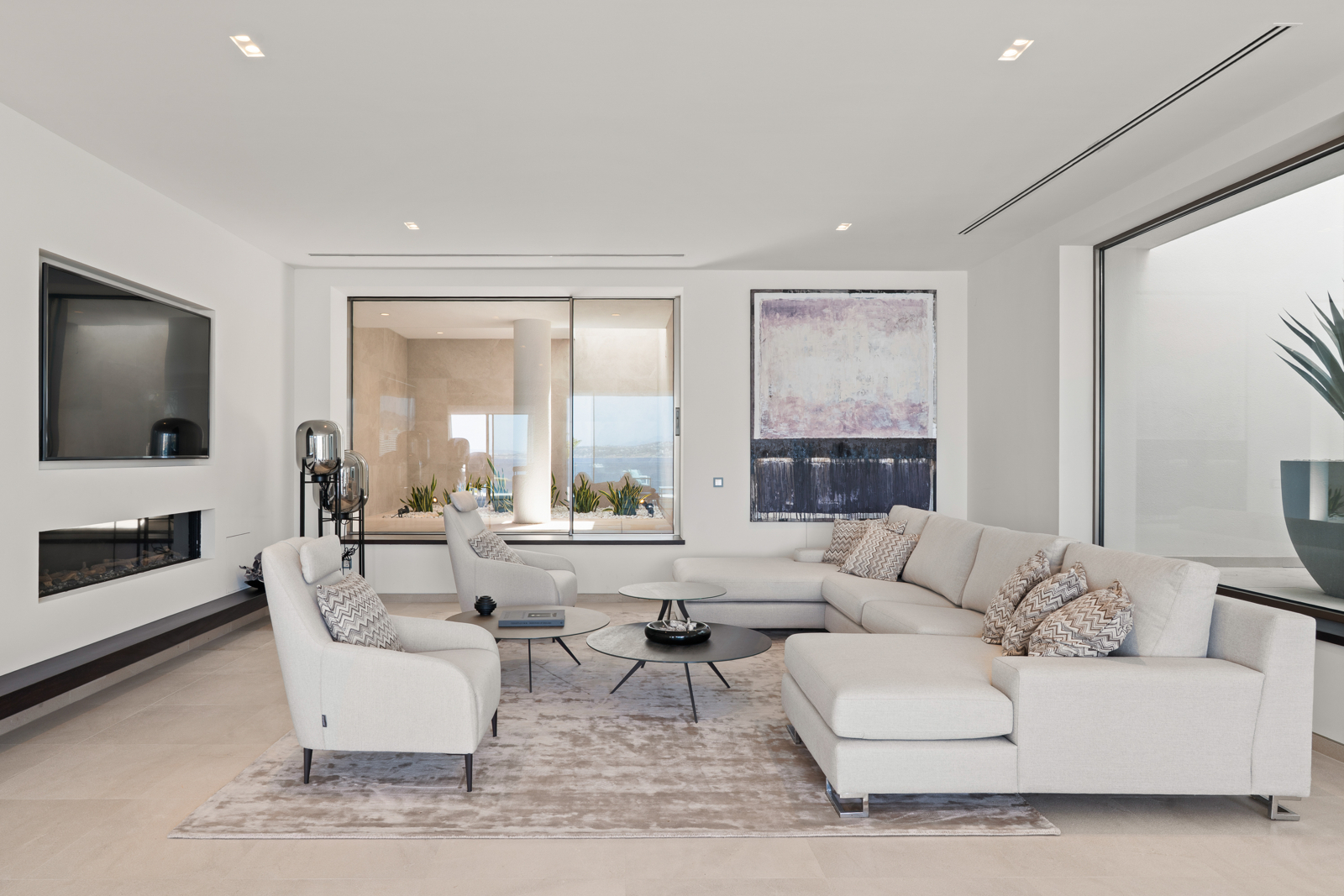 Modern new construction villa in first sea line with private sea access in Cala Vinyes (10)