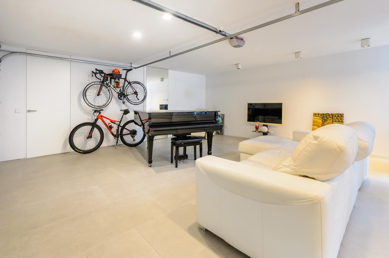 State-of-the-art luxury villa in a prime location within walking distance of Puerto Portals Harbor, ref. 7518 (29)