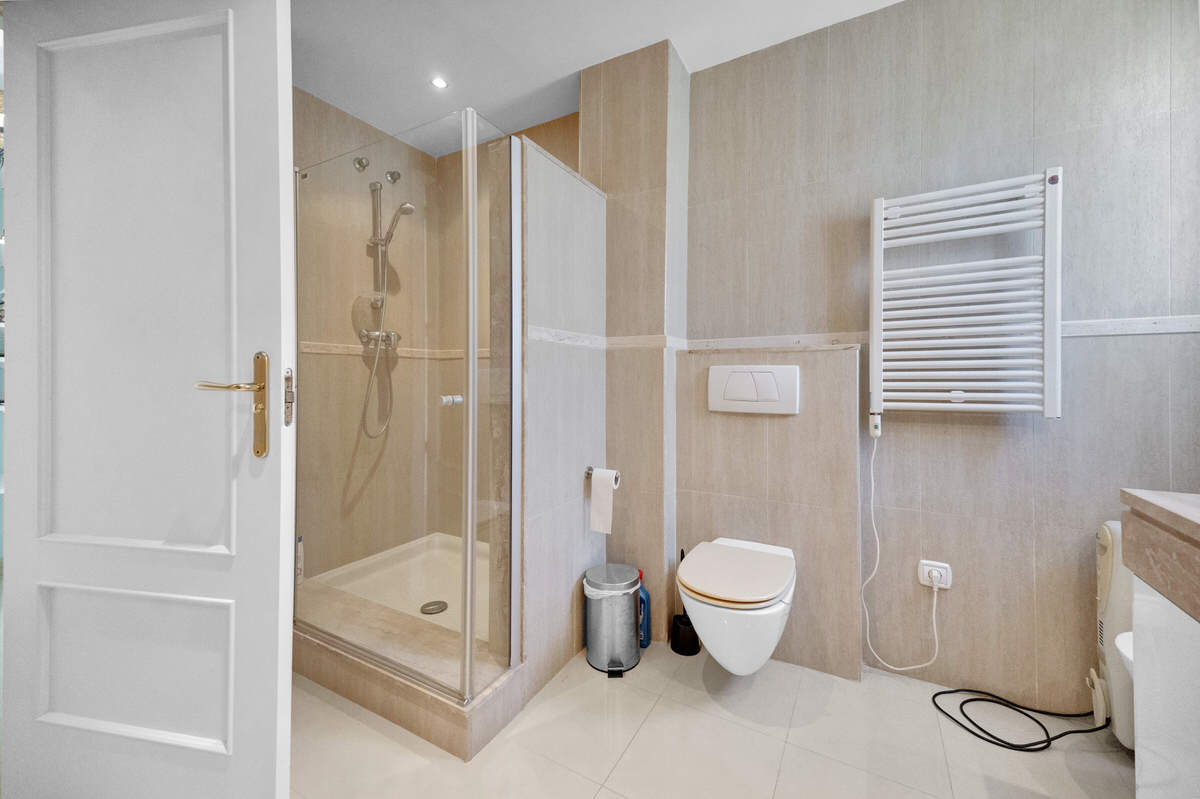 Spacious, well-maintained apartment in a quiet complex with 2 pools in Santa Ponsa (12)