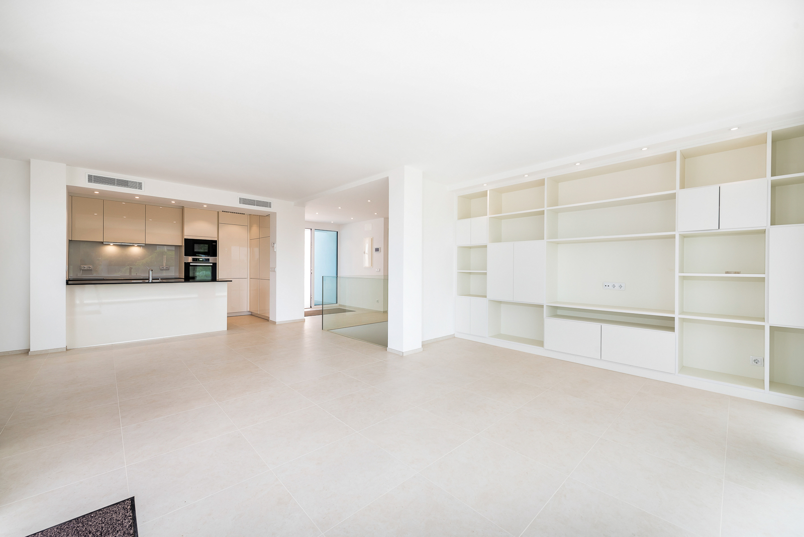 Modern seaview villa in Costa den Blanes, Portals, southwest Mallorca (12)