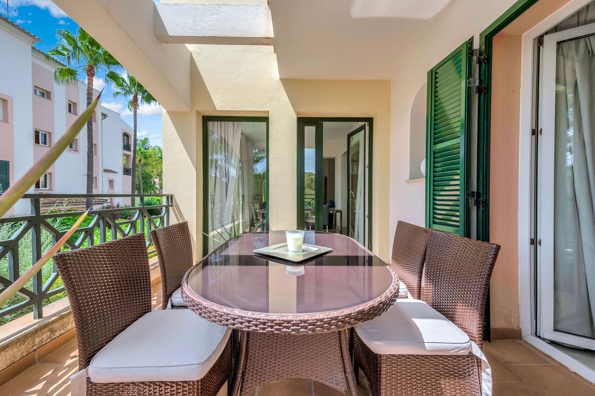 Spacious, well-maintained apartment in a quiet complex with 2 pools in Santa Ponsa (26)