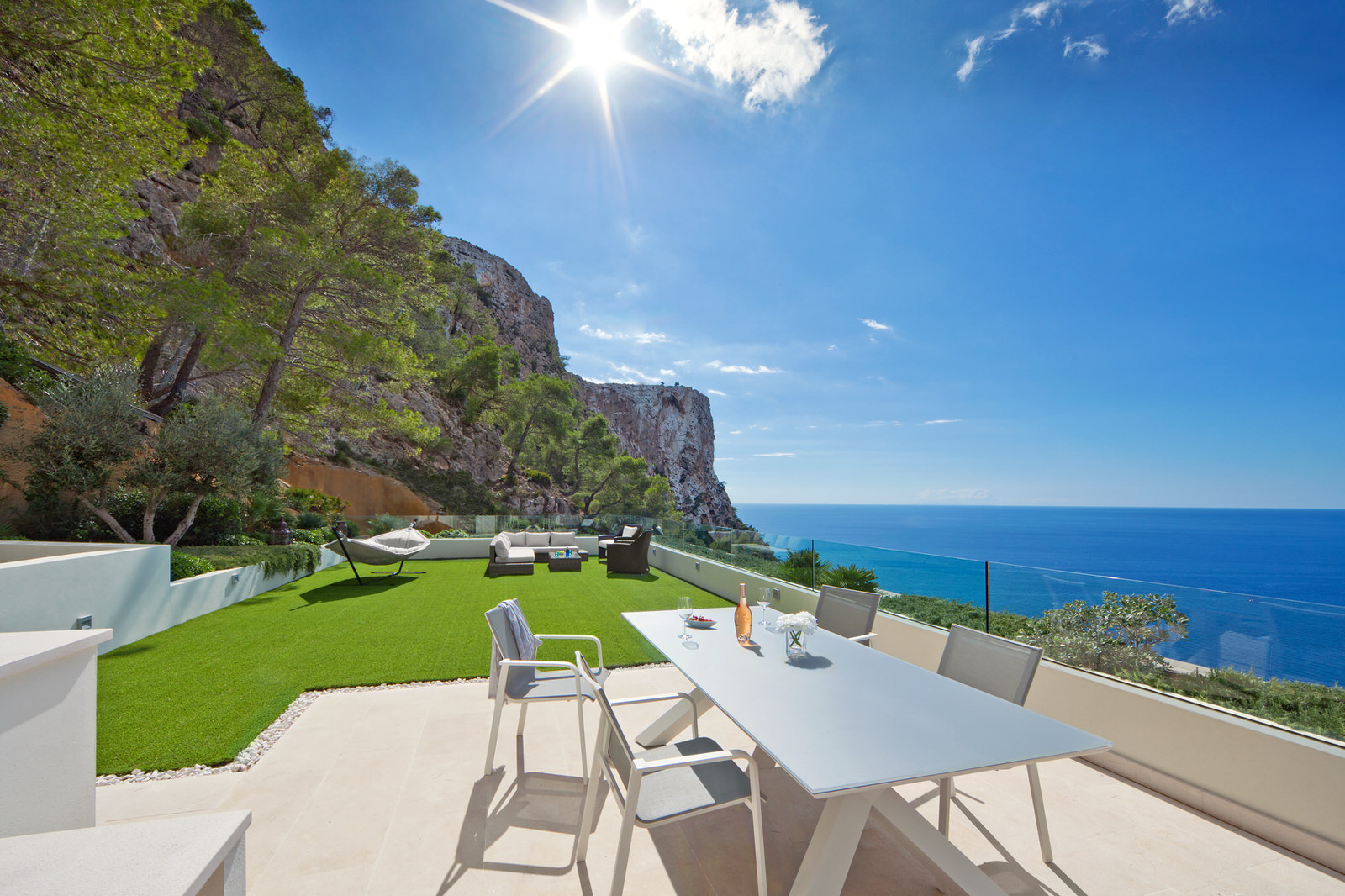 Fantastic luxury villa with stunning sea views and sunsets in Puerto Andratx (10)