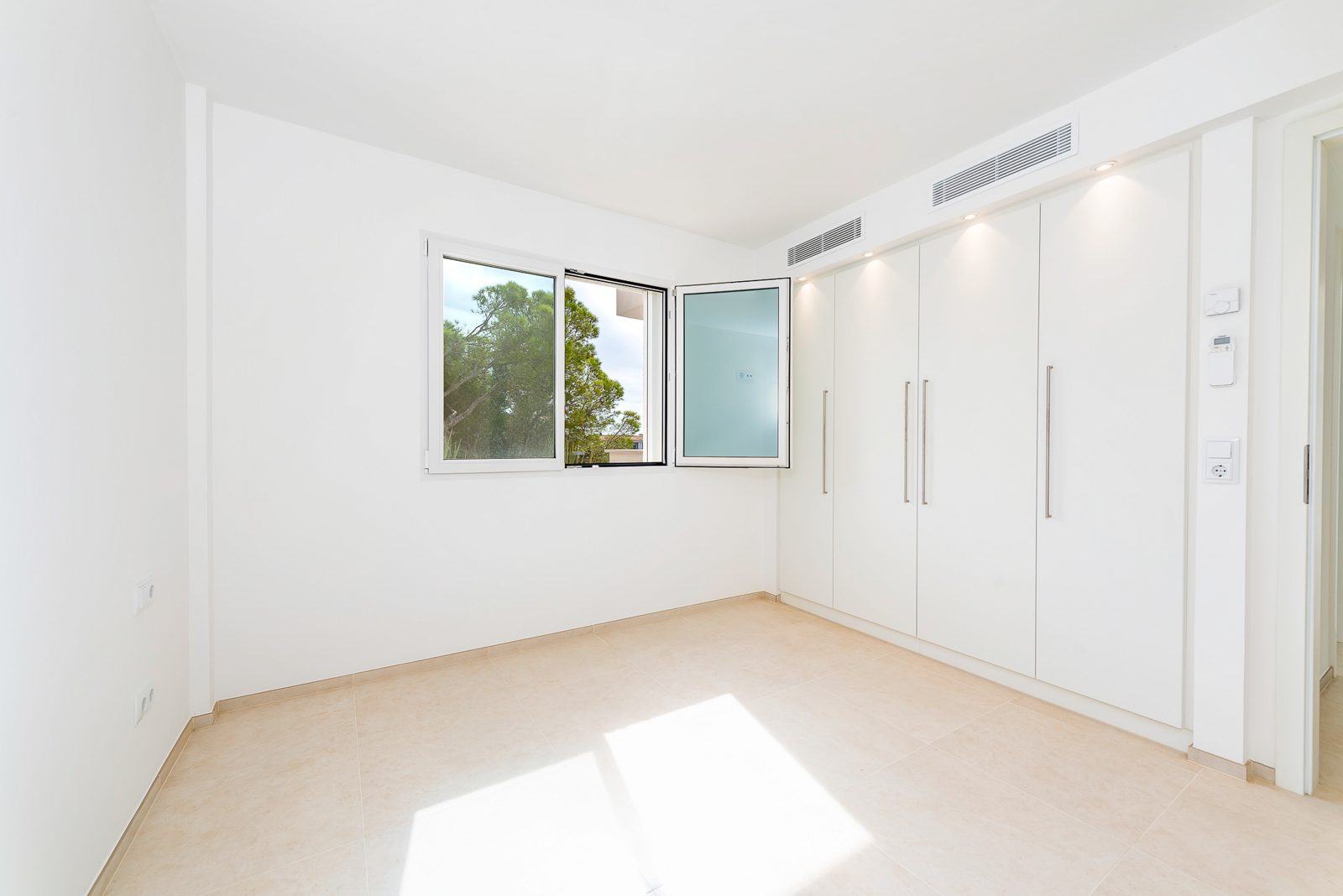 Modern seaview villa in Costa den Blanes, Portals, southwest Mallorca