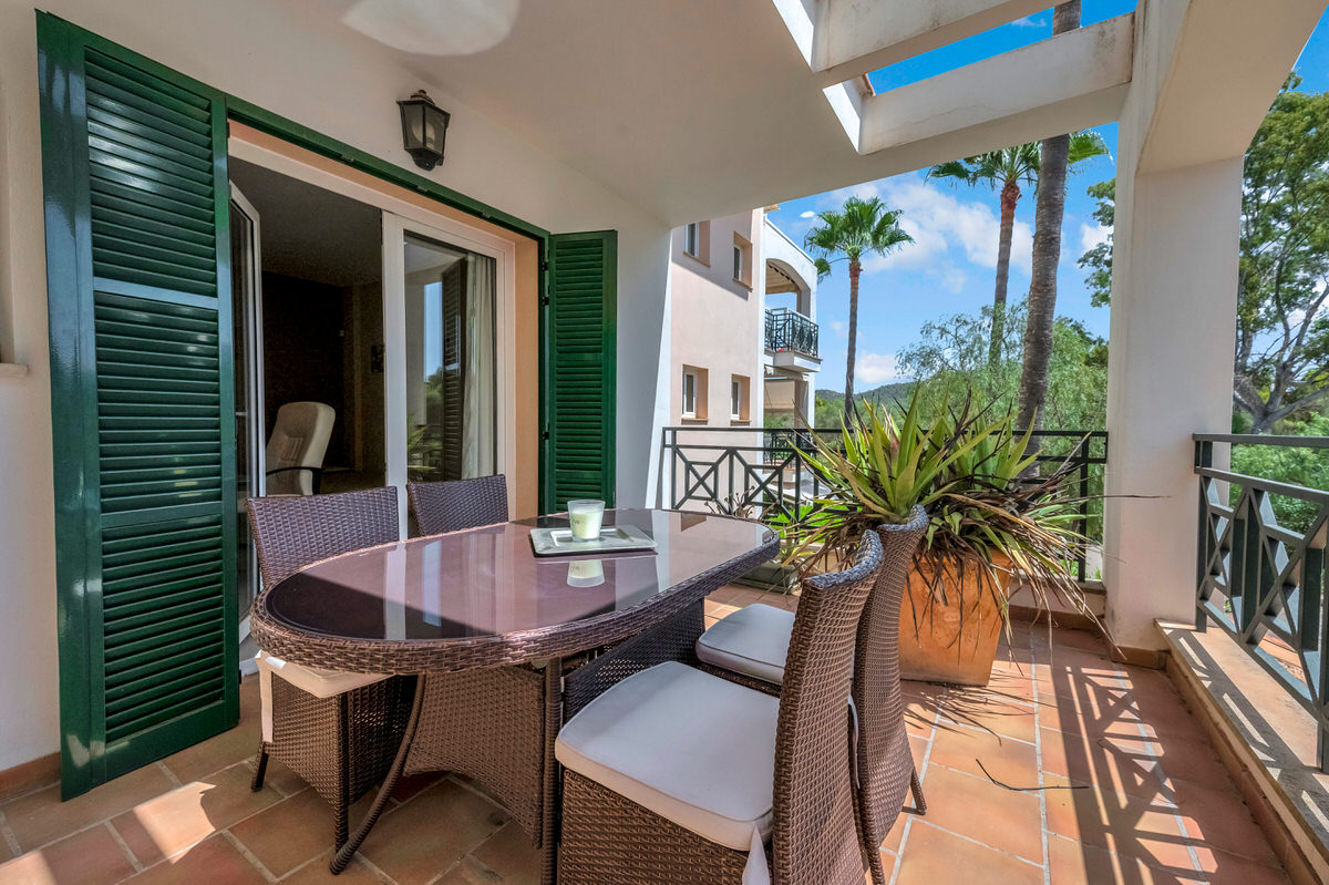 Spacious, well-maintained apartment in a quiet complex with 2 pools in Santa Ponsa (25)