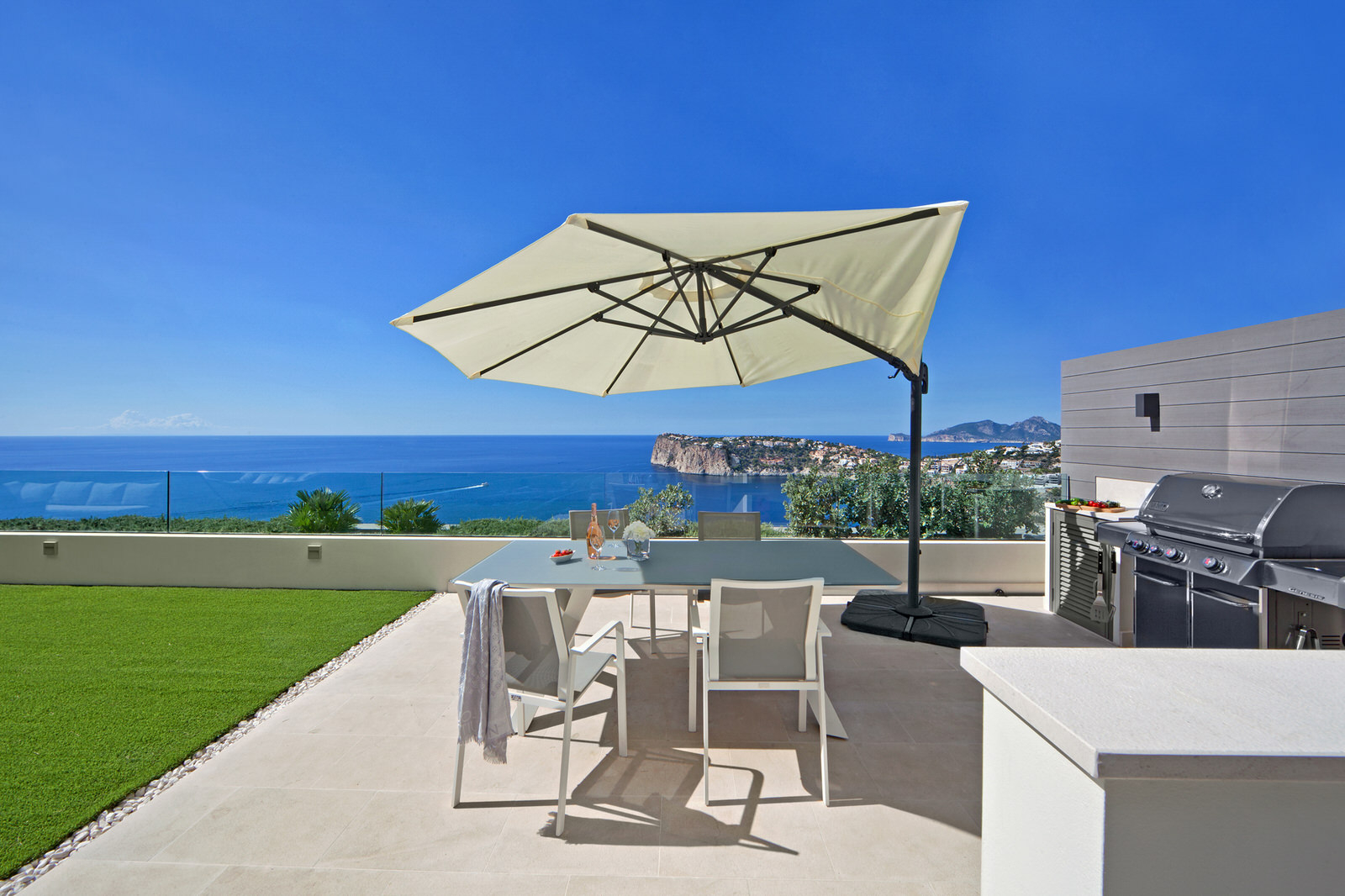 Fantastic luxury villa with stunning sea views and sunsets in Puerto Andratx (9)