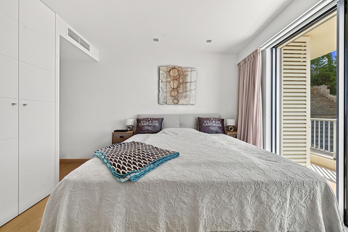 Fantastic seafront apartment with breathtaking views and large terrace in Costa de la Calma (3)